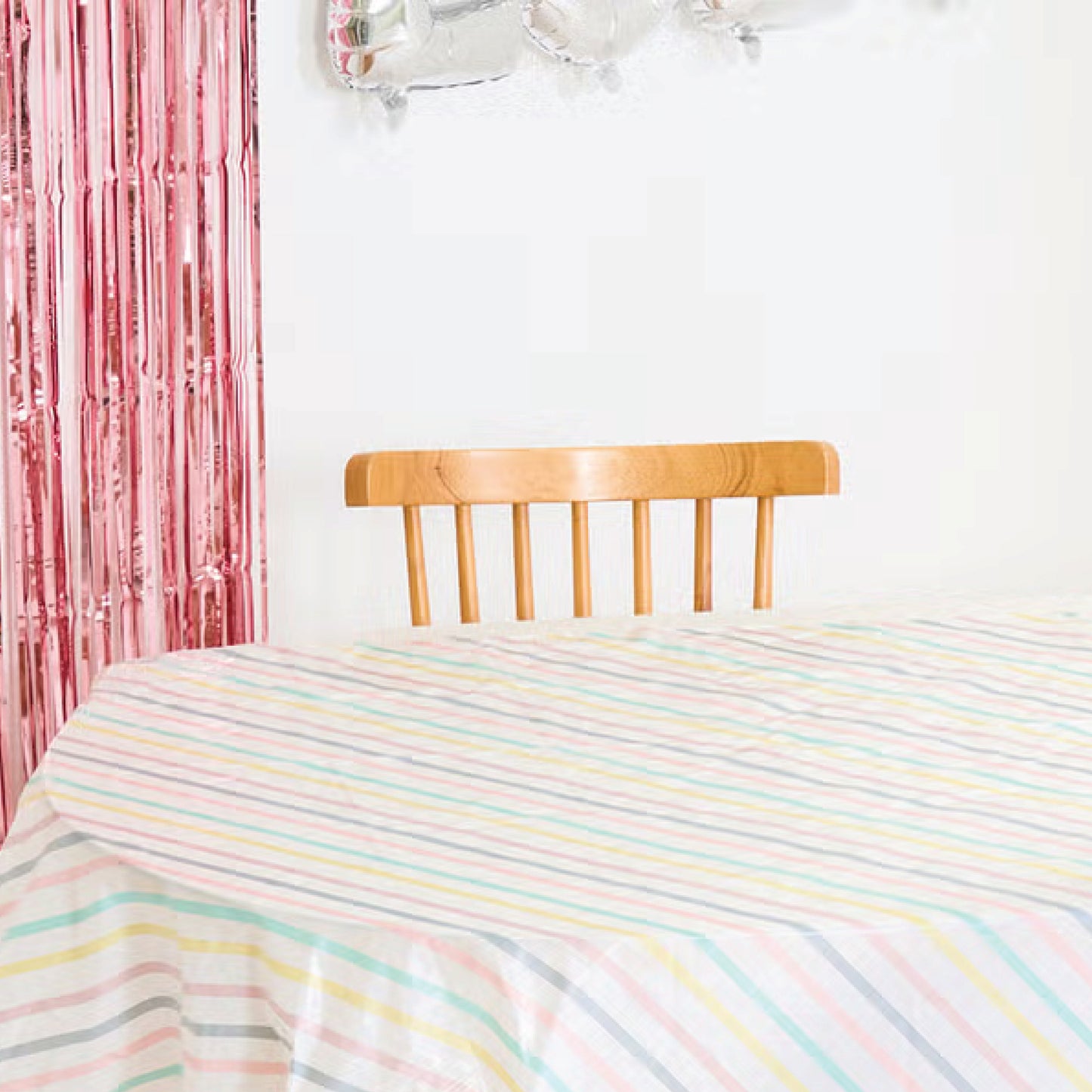 Party Tablecloth 180x130cm (Stripe)